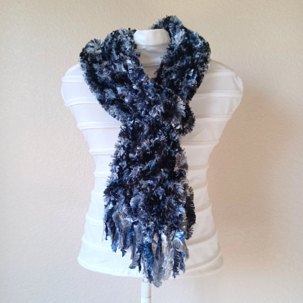 3/$25 SALE Croft & Barrow Long Chenille Scarf Fringe Black White Silver, 75